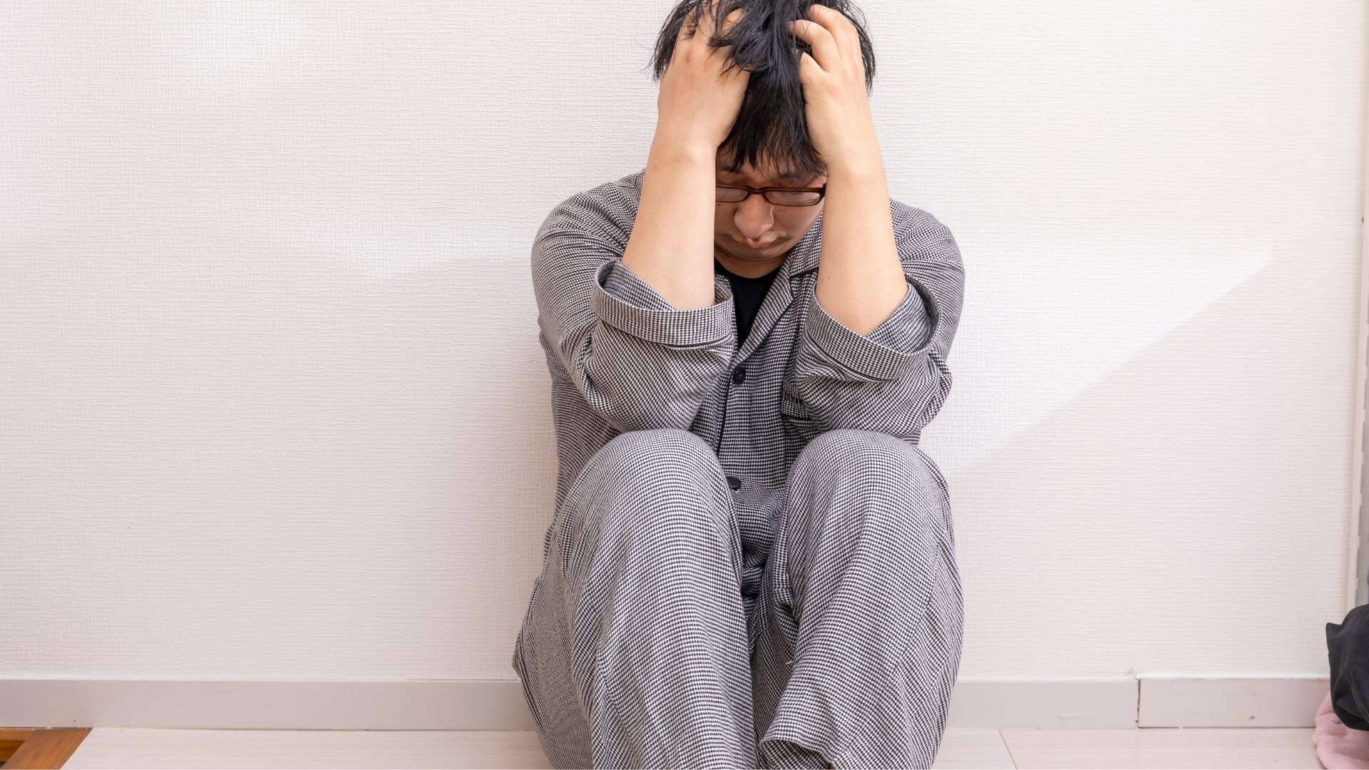 長期引きこもりからの復帰はムリ？内閣府の調査からみえる現状と社会復帰の方法を解説！ | 川崎の就労移行・就労B型事業所| ケイエスガード